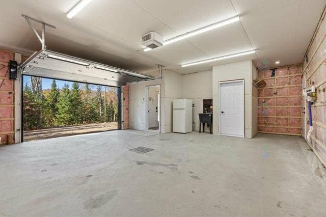 Grand garage